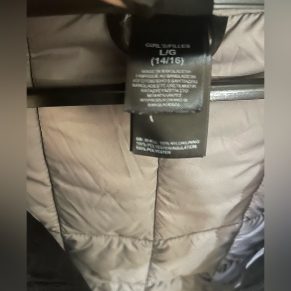 Girls North Face coat - Picture 4 of 4